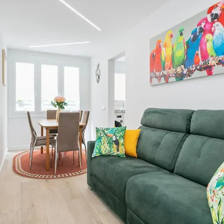 Boutique Plaza Catalonia Cornella * 科尔内拉德罗布雷加特