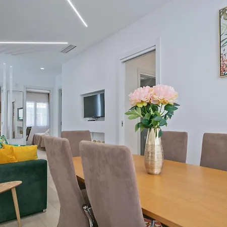 Boutique Plaza Catalonia Cornella Apartment Cornella de Llobregat