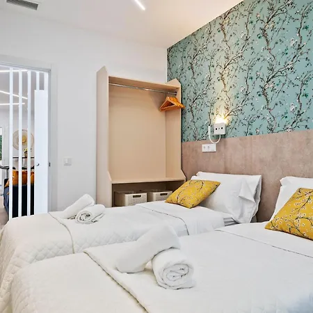 Boutique Plaza Catalonia Cornella Apartment