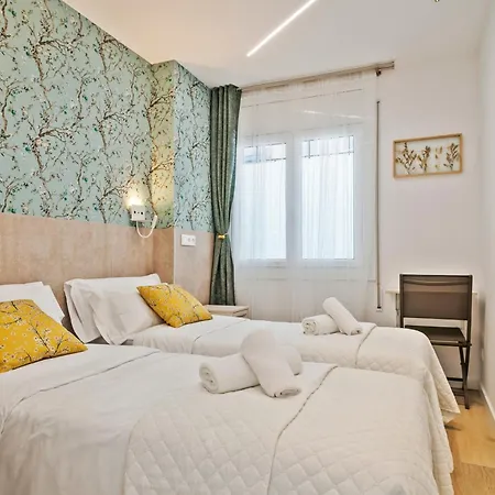 Boutique Plaza Catalonia Cornella Apartment *